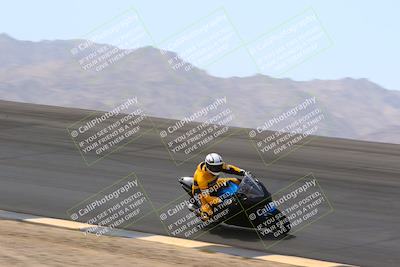 media/Apr-10-2022-SoCal Trackdays (Sun) [[f104b12566]]/Bowl (11am)/